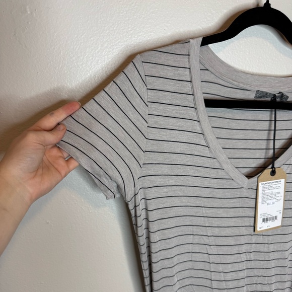 NWT Prana Women's Foundation Dress with Gathered Top Gray and Black Strips - Picture 11 of 12